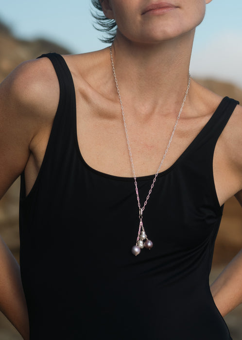 Élan Pearl Necklace